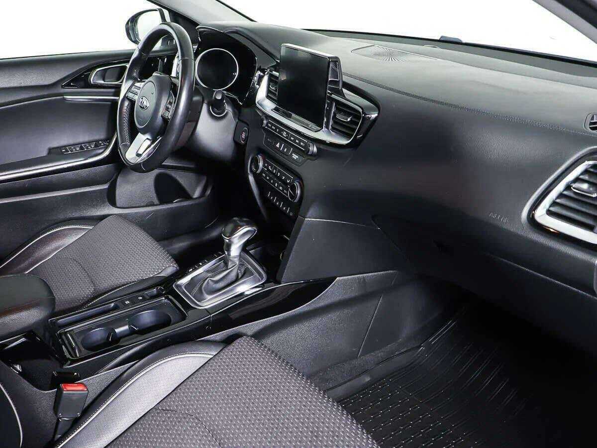 Kia Ceed, 2018 Фото №9