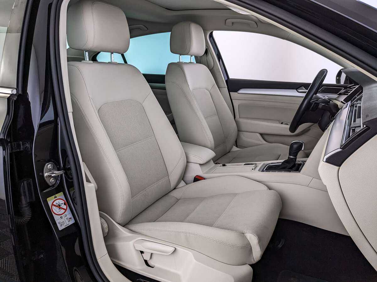 Volkswagen Passat, 2018 Фото №20