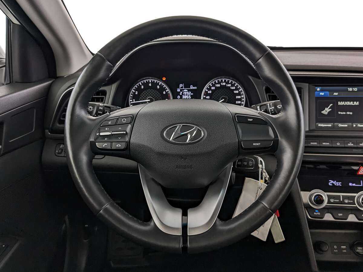 Hyundai Elantra, 2020 Фото №22