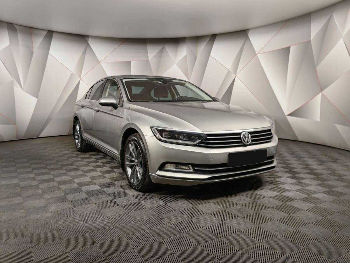Volkswagen Passat, 2017 - 99 391 км. | Фото №3