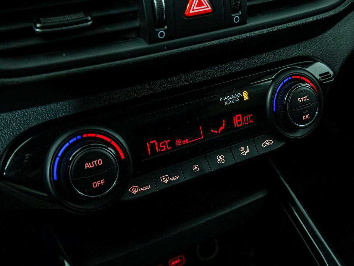 Kia Cerato, 2020 Фото №14