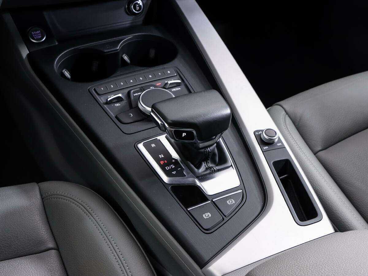 Audi A4, 2019 Фото №12