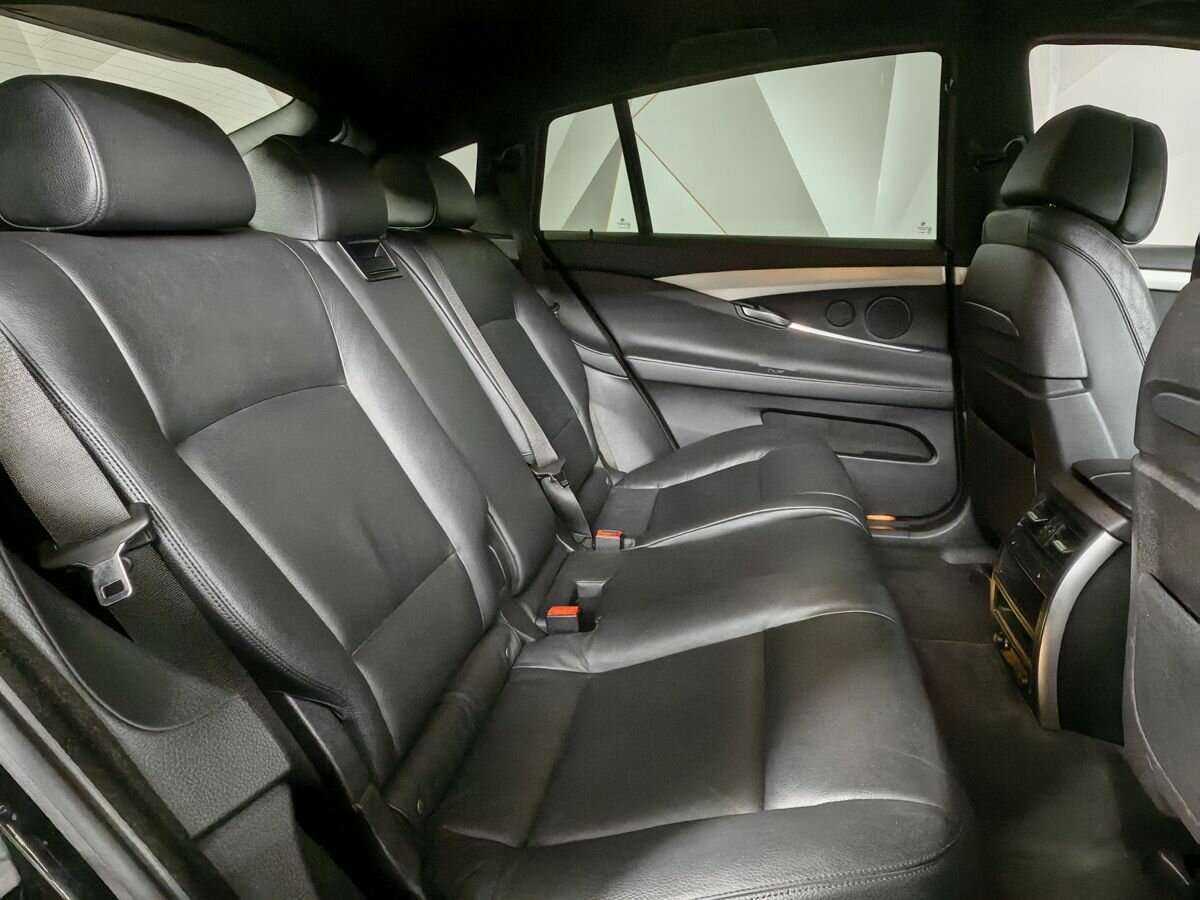 BMW 5 серии Gran Turismo 530d xDrive, 2013 Фото №12