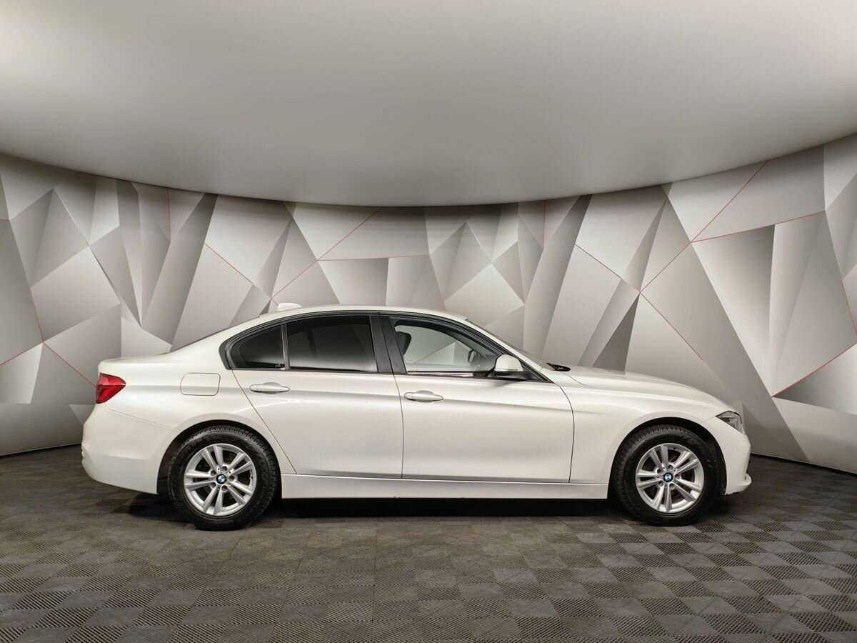 BMW 3 серии 318i, 2018 Фото №6