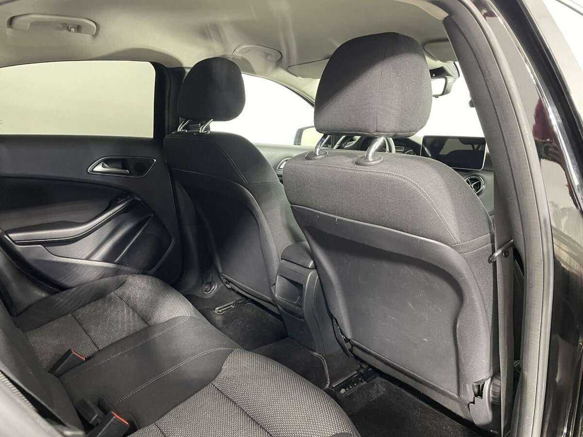 Mercedes-Benz A-Класс 180, 2014 Фото №17