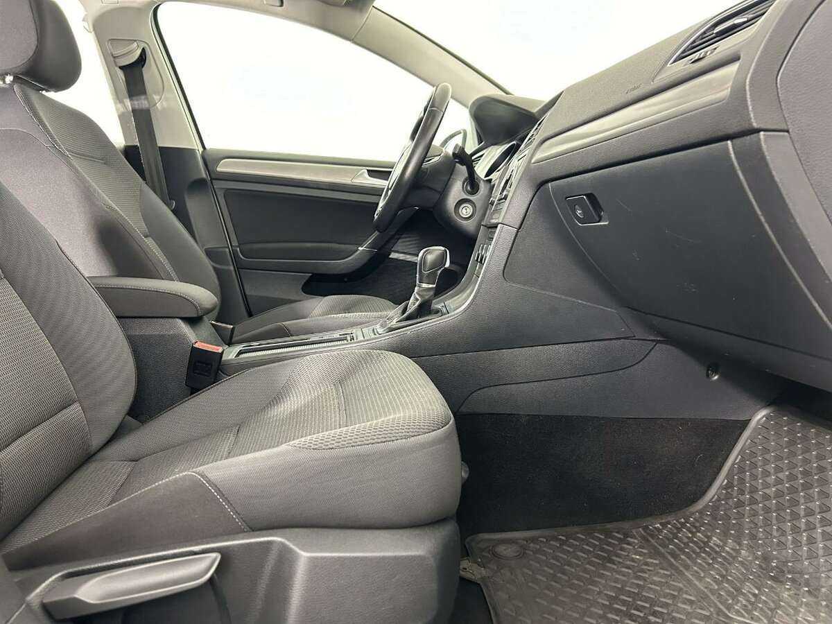 Volkswagen Golf, 2015 Фото №14