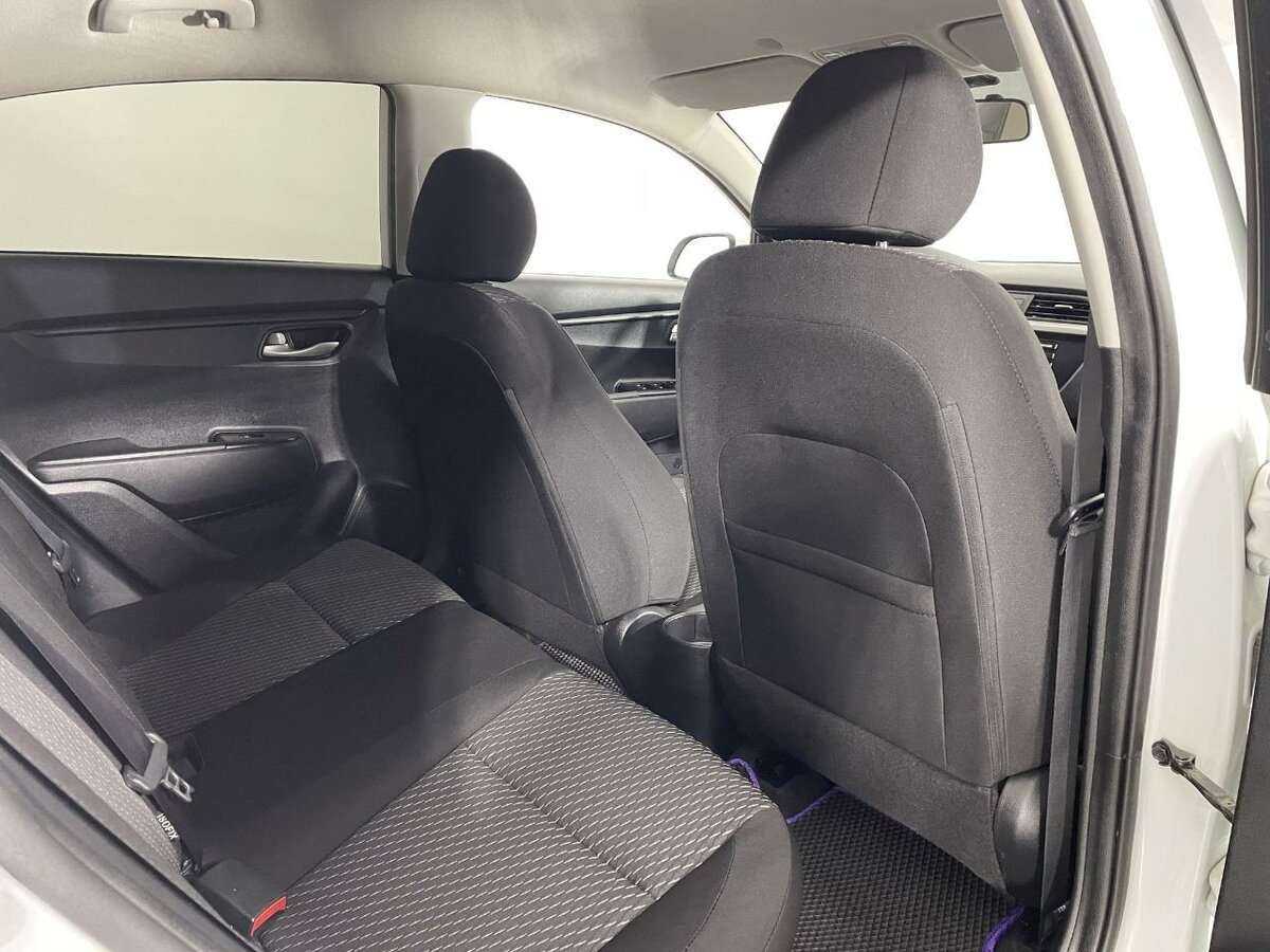 Kia Rio, 2018 Фото №17