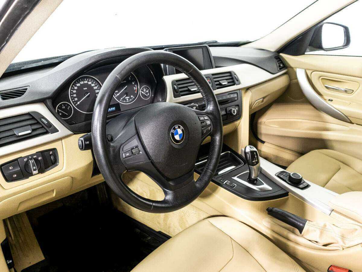 BMW 3 серии 320i, 2014 Фото №11