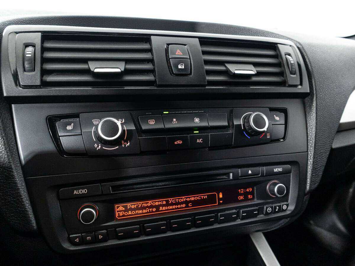 BMW 1 серии 116i, 2012 Фото №14