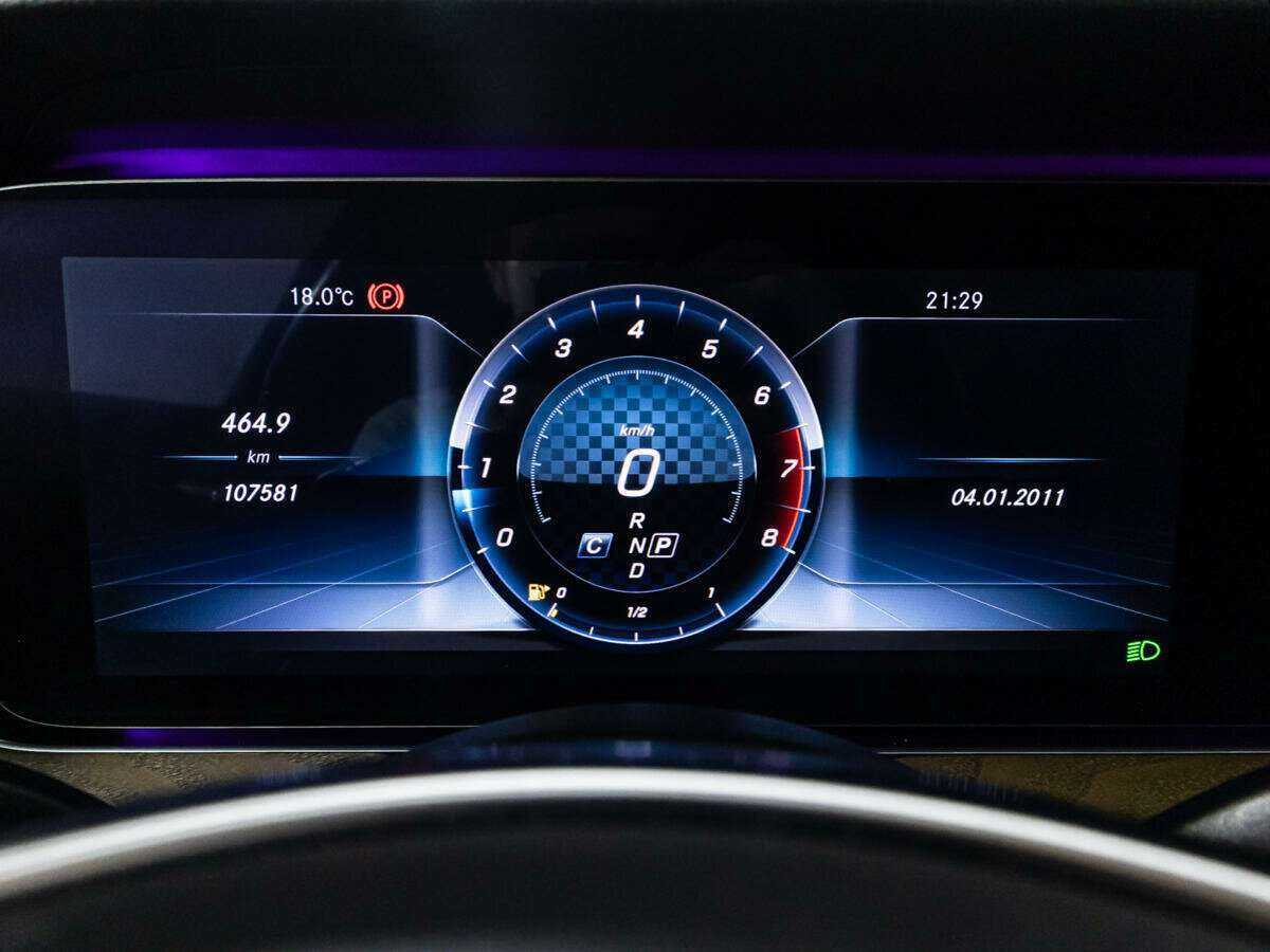 Mercedes-Benz E-Класс 200, 2017 Фото №12