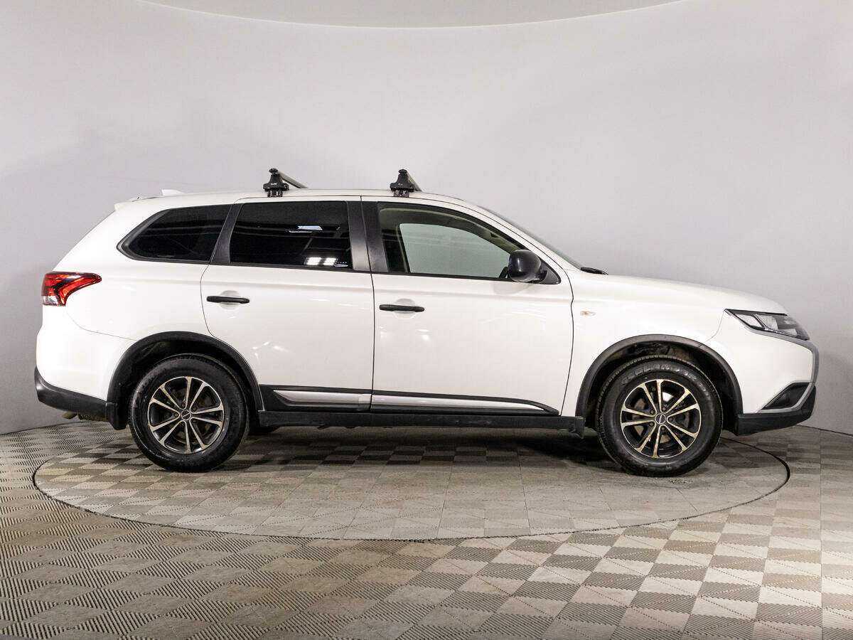 Mitsubishi Outlander, 2020 - 84 000 км. | Фото №4