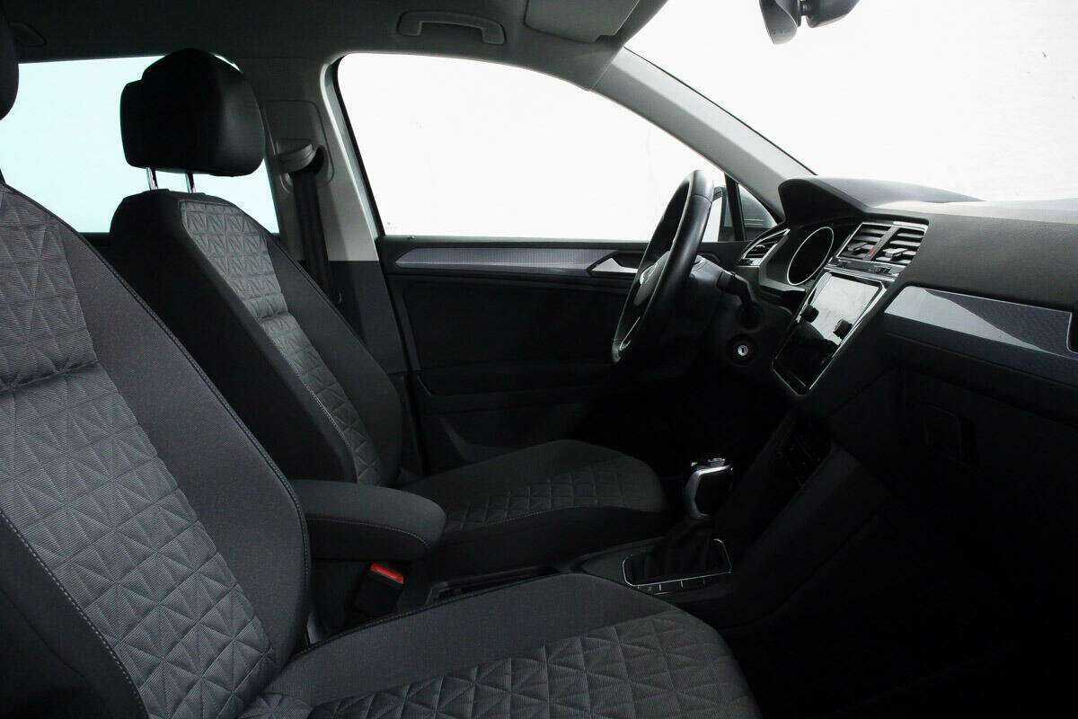 Volkswagen Tiguan, 2021 - 20 086 км. | Фото №8