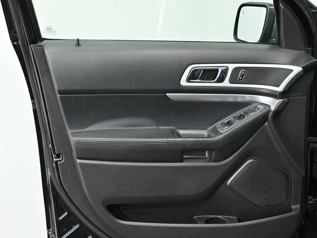 Ford Explorer, 2014 Фото №9