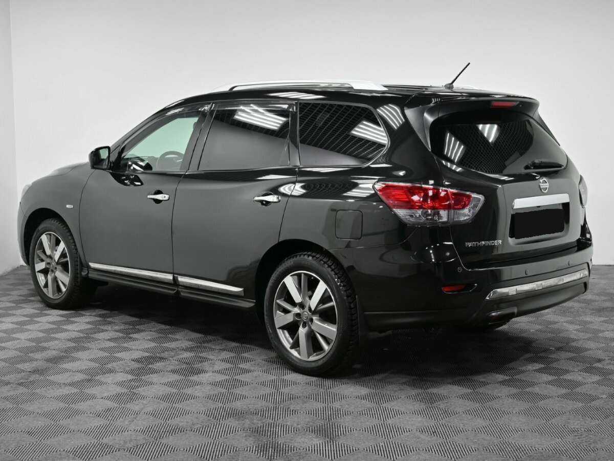 Nissan Pathfinder, 2015 - 140 000 км. | Фото №4