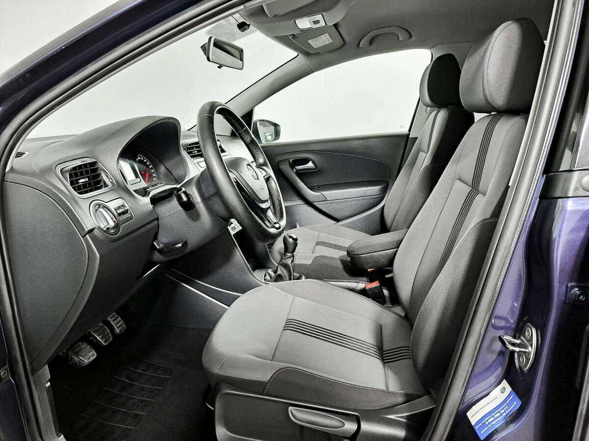 Volkswagen Polo, 2016 Фото №12