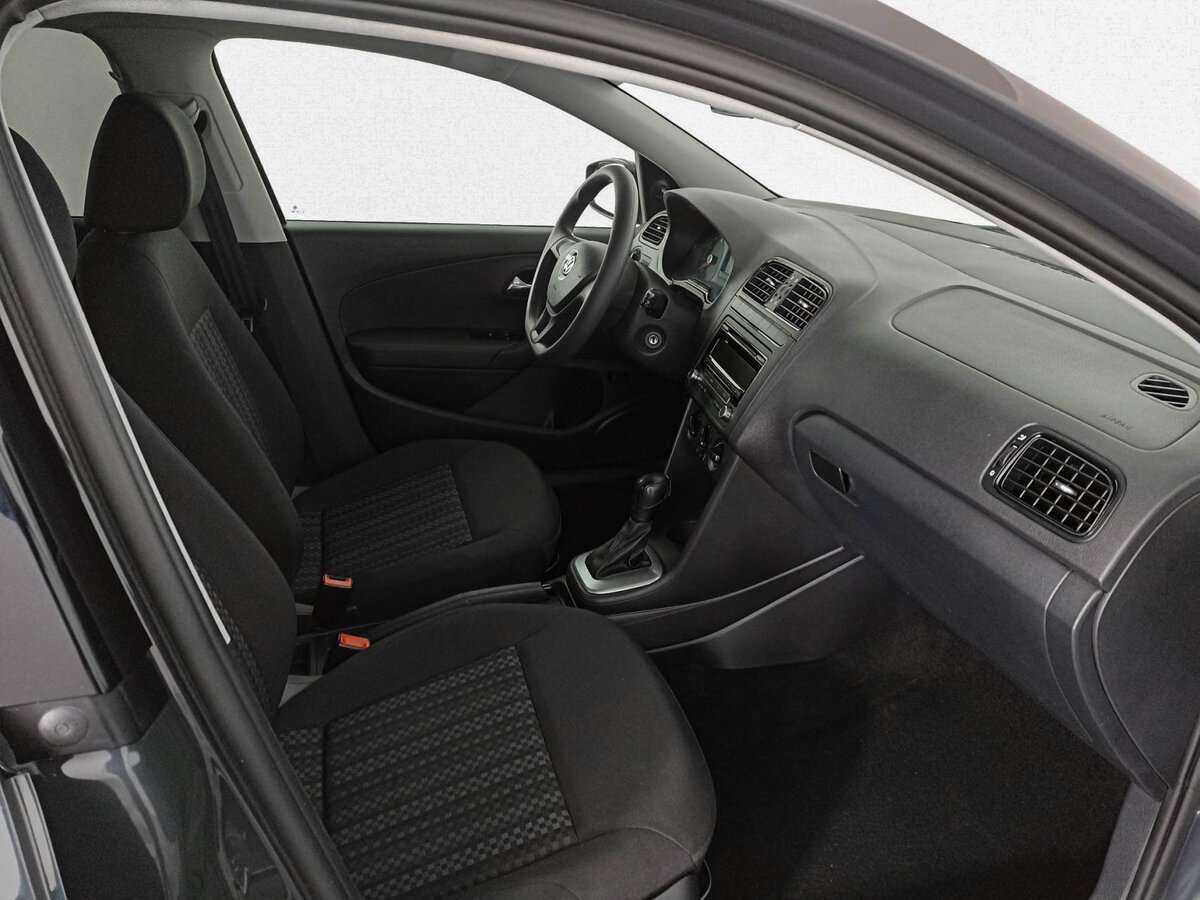 Volkswagen Polo, 2017 Фото №9