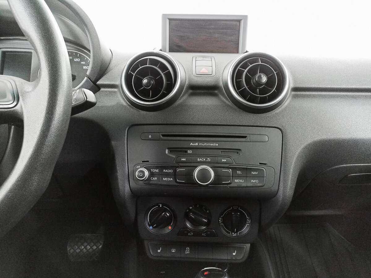 Audi A1 Sportback, 2012 Фото №13