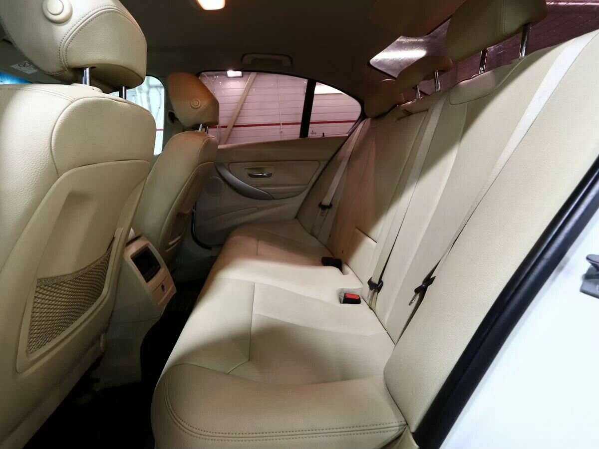 BMW 3 серии 316i, 2014 Фото №10