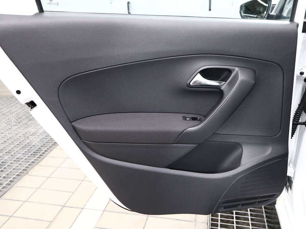 Volkswagen Polo, 2019 Фото №10