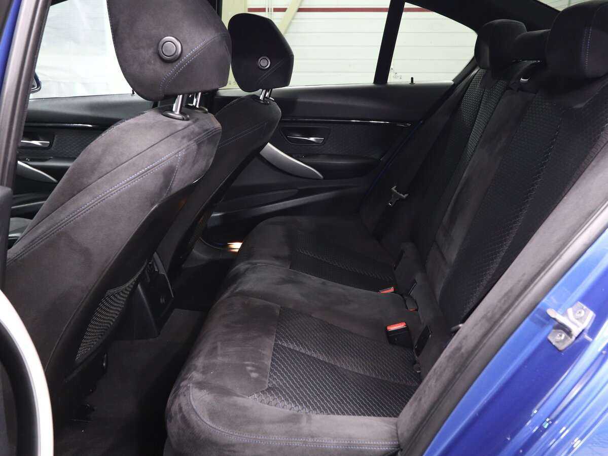 BMW 3 серии 320i xDrive, 2016 Фото №11