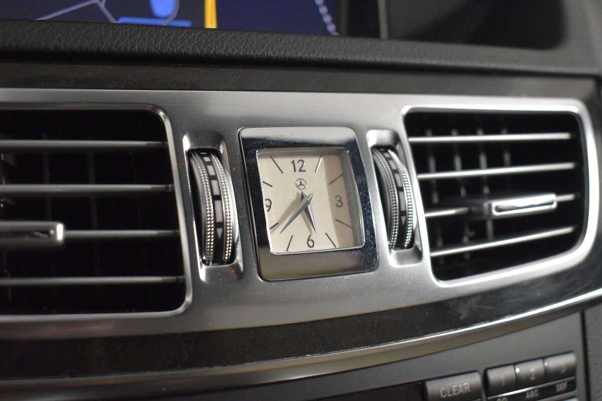 Mercedes-Benz E-Класс 300, 2013 Фото №23