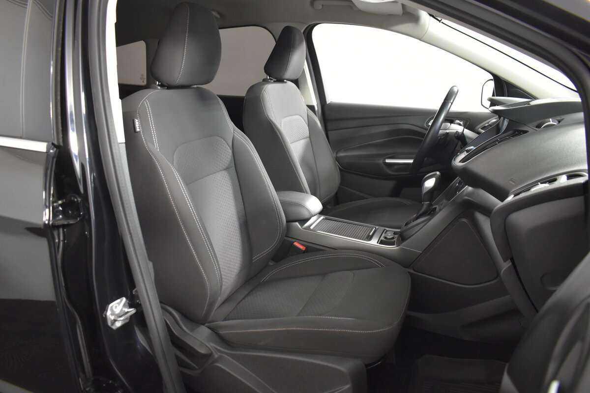 Ford Kuga, 2017 Фото №10