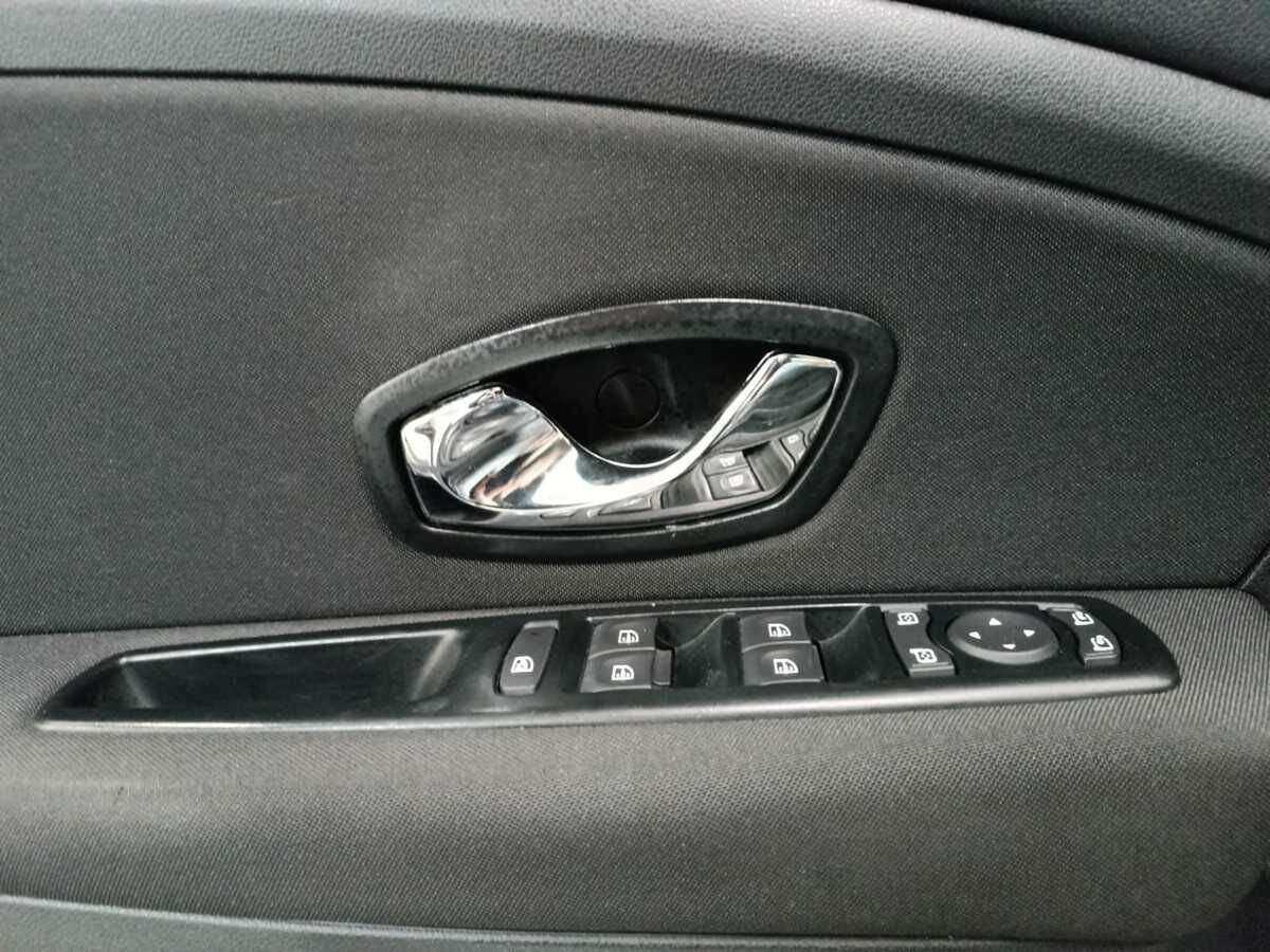 Renault Fluence, 2016 Фото №16