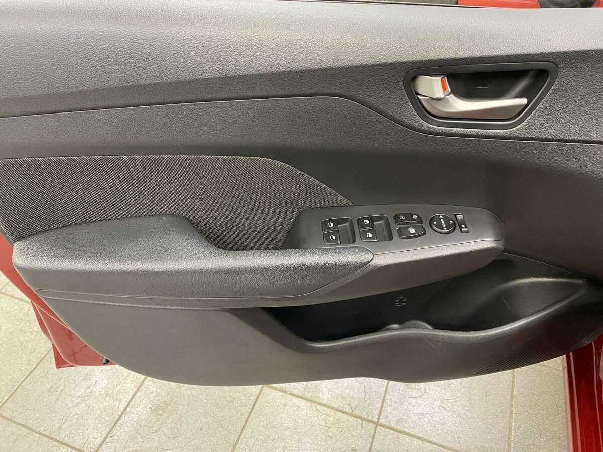 Hyundai Solaris, 2018 - 77 668 км. | Фото №8