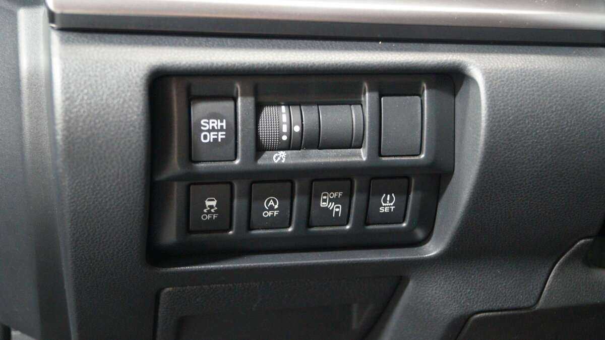 Subaru XV, 2018 Фото №12