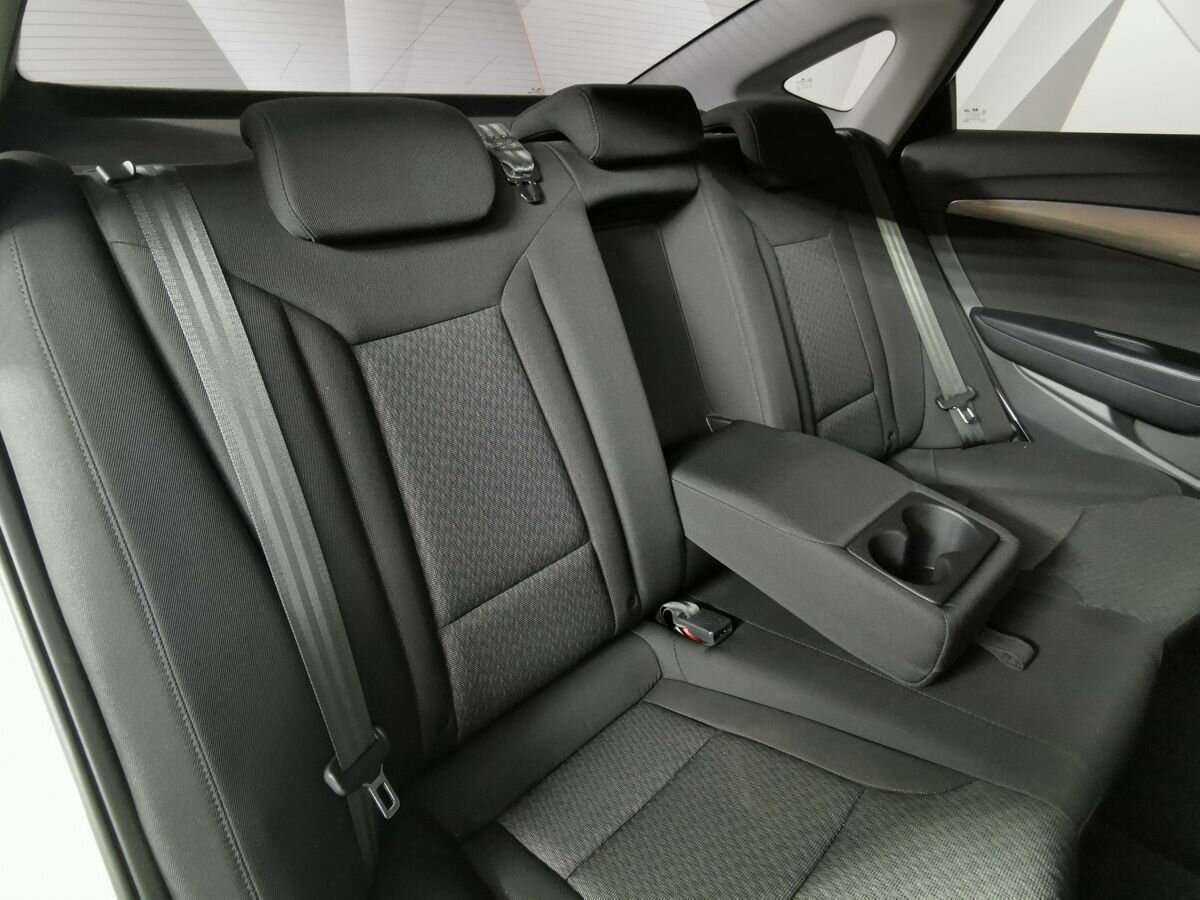 Hyundai i40, 2015 Фото №13