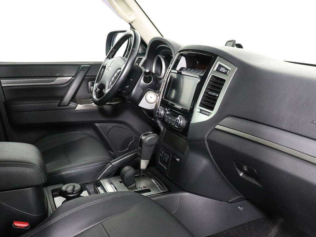 Mitsubishi Pajero, 2018 - 100 884 км. | Фото №7