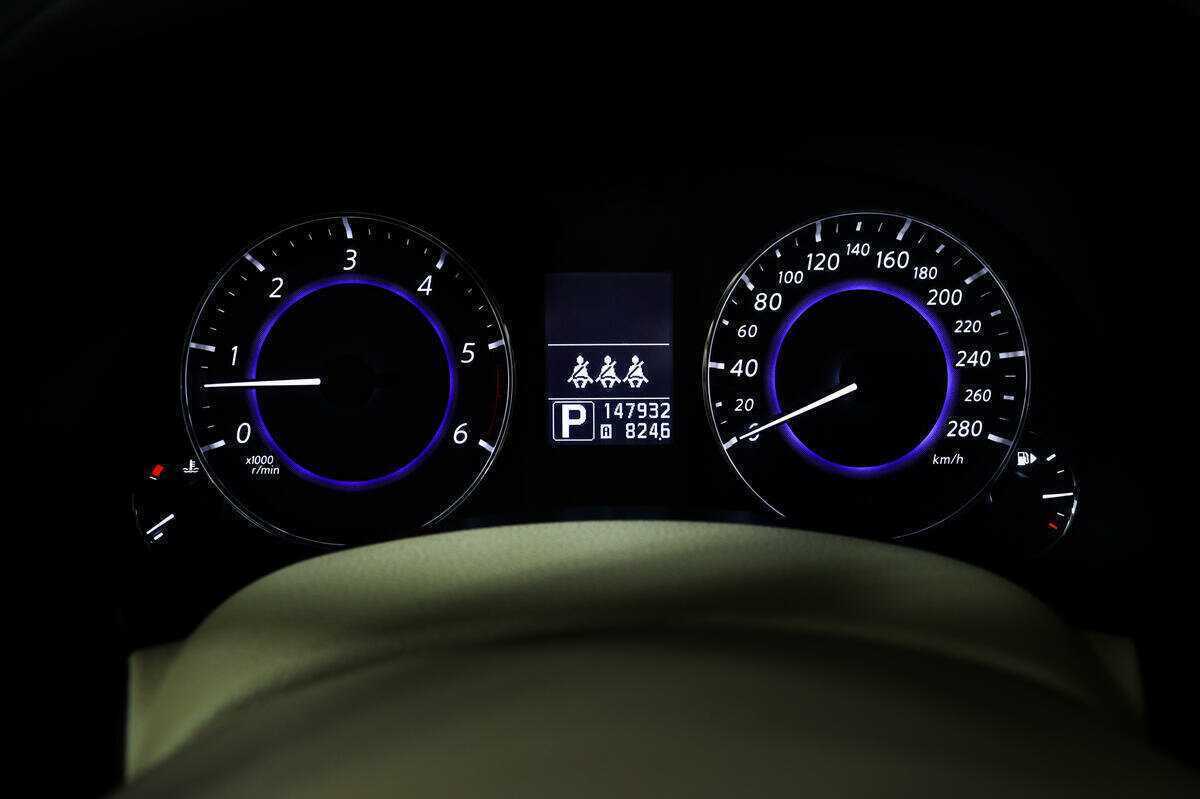 Infiniti FX30d, 2012 Фото №10