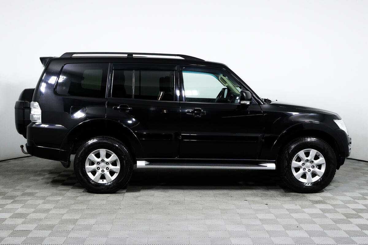 Mitsubishi Pajero, 2018 - 101 709 км. | Фото №4