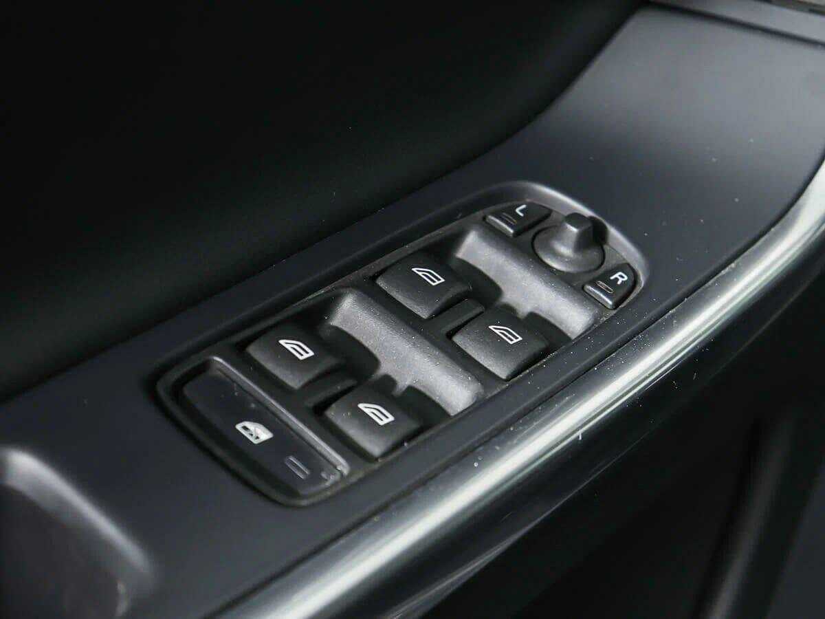 Volvo XC60, 2017 Фото №18