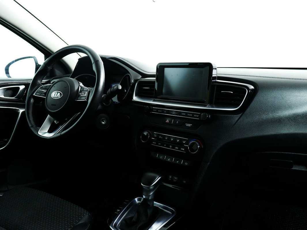 Kia Ceed, 2018 Фото №9