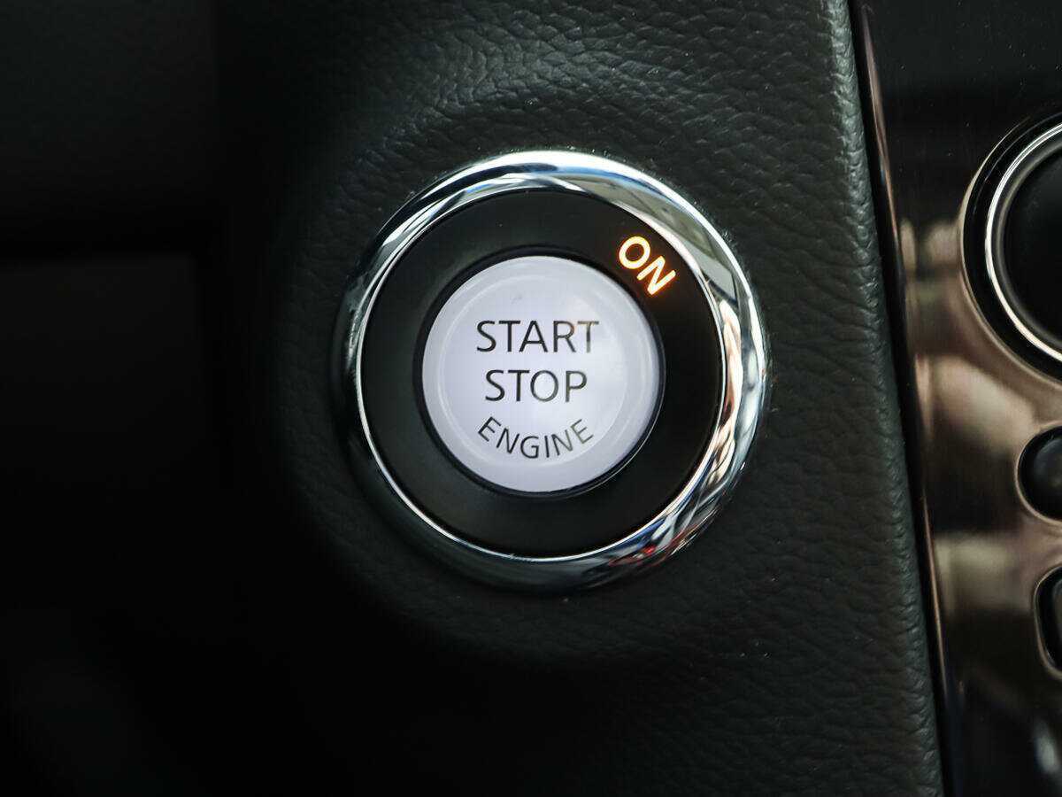 Infiniti FX37, 2013 Фото №17