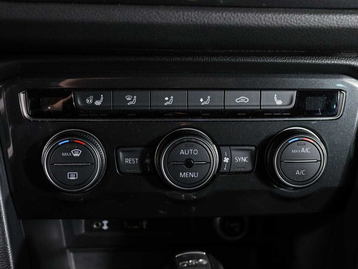 Volkswagen Tiguan, 2017 Фото №24