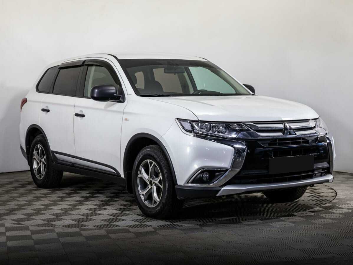 Mitsubishi Outlander, 2018 - 61 801 км. | Фото №3