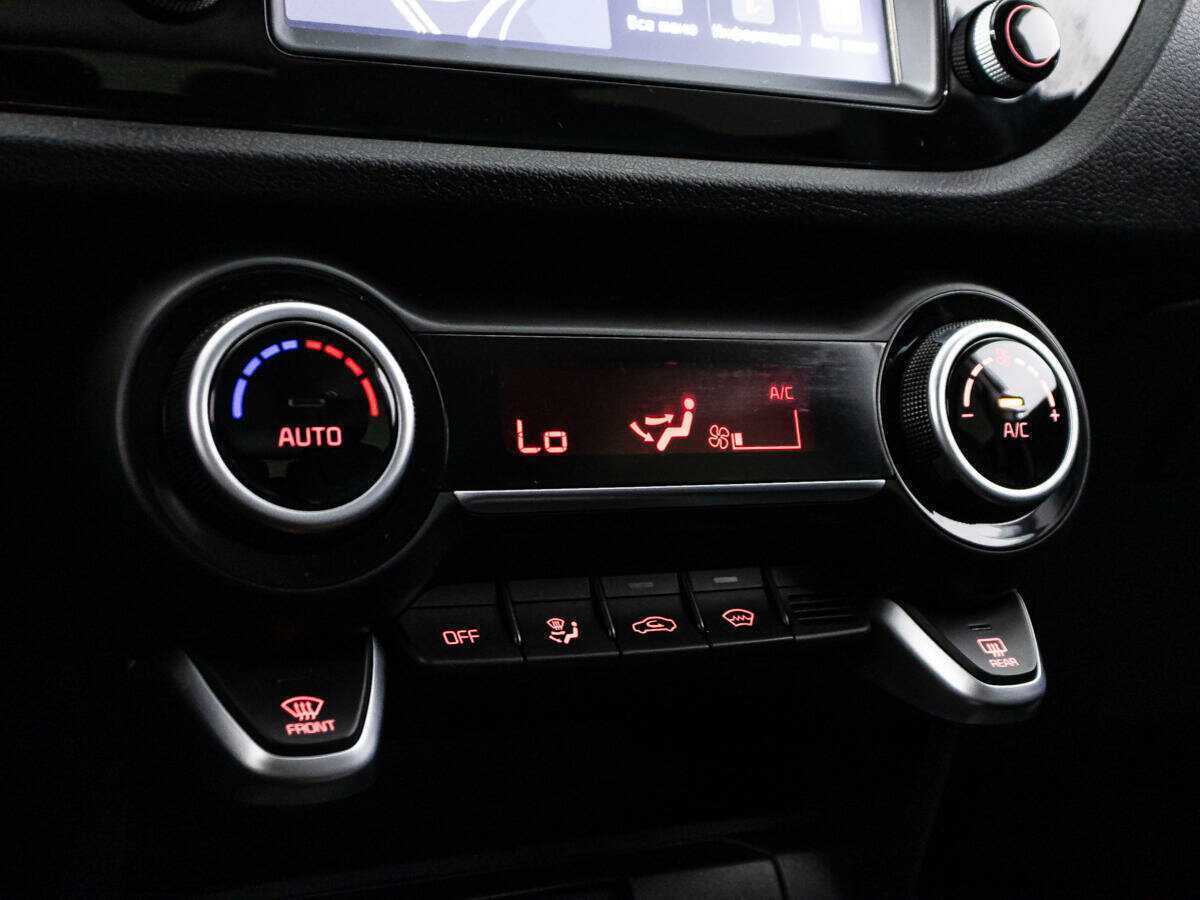 Kia Rio X-Line, 2020 Фото №20