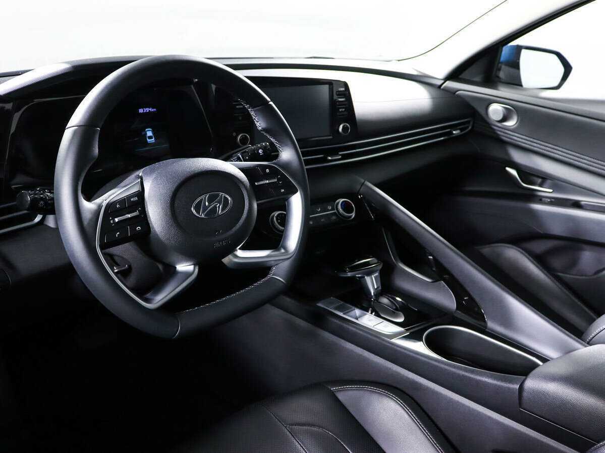 Hyundai Elantra, 2022 Фото №12