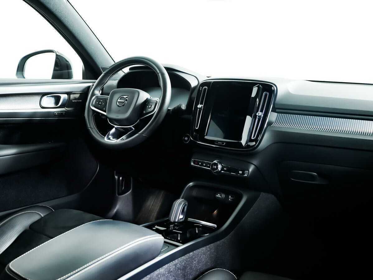 Volvo XC40, 2020 Фото №8
