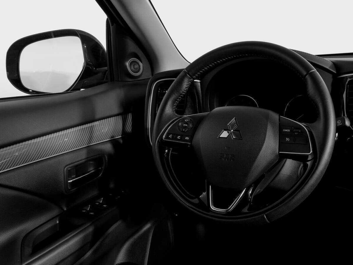 Mitsubishi Outlander, 2021 Фото №14