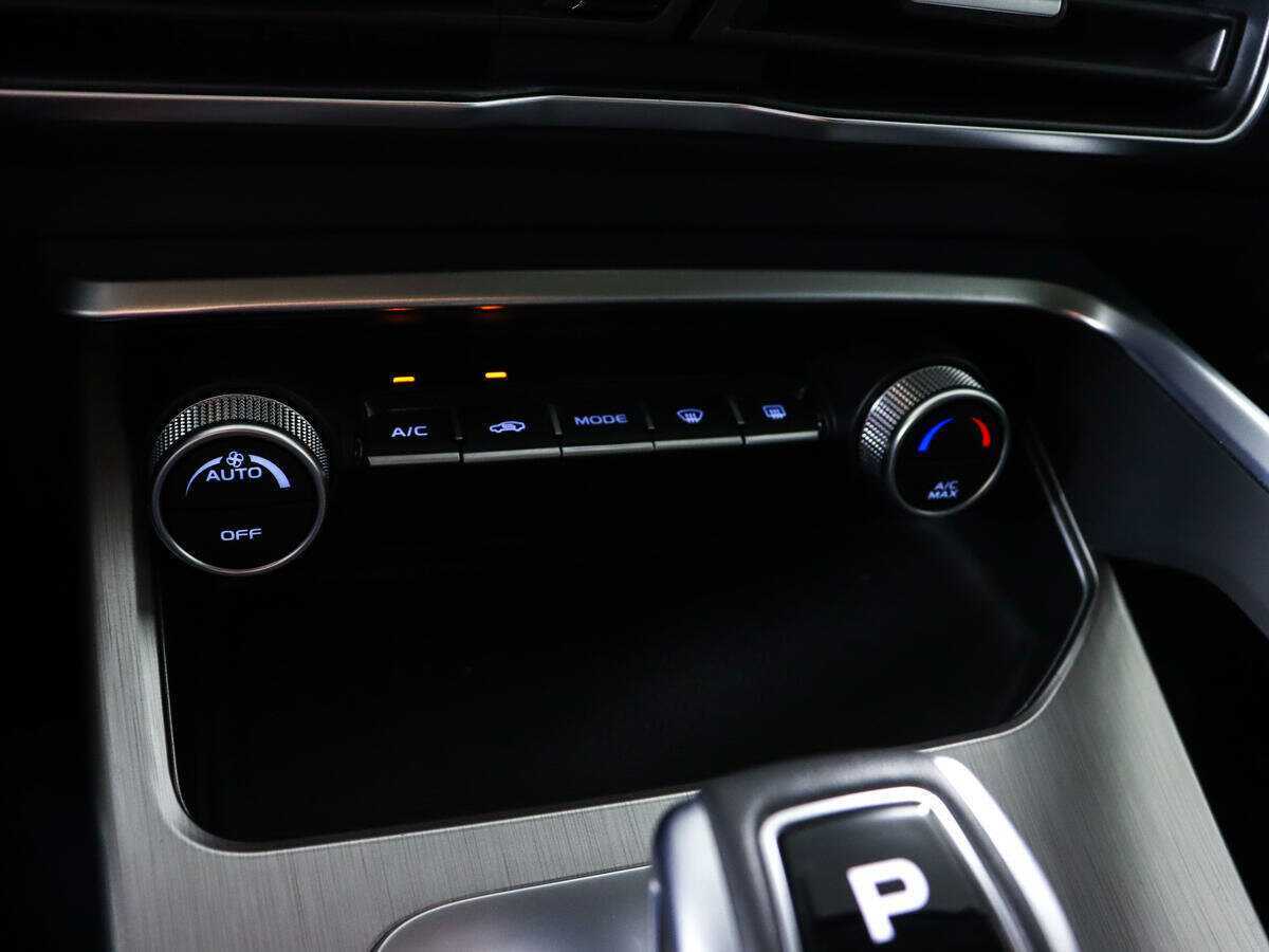 Geely Coolray, 2021 Фото №17