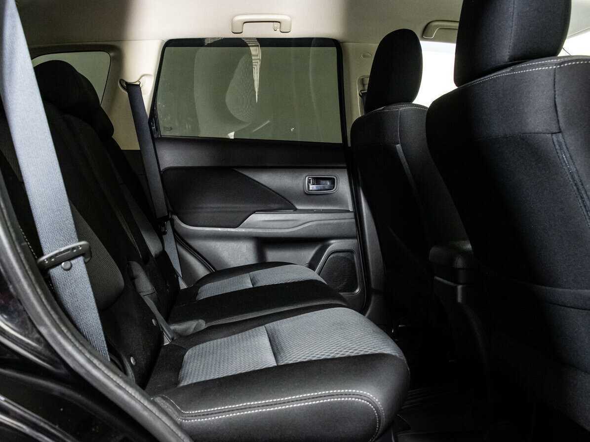Mitsubishi Outlander, 2018 Фото №16