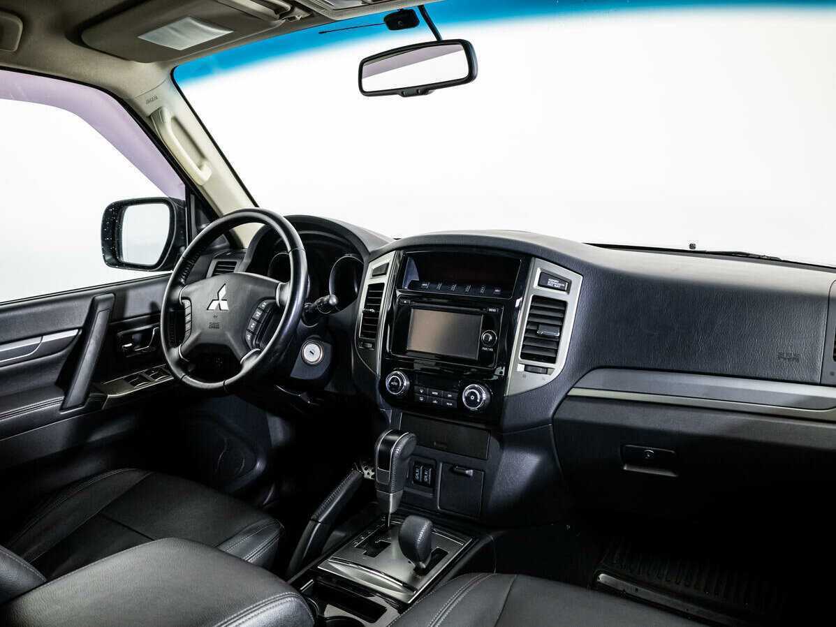 Mitsubishi Pajero, 2018 - 70 500 км. | Фото №7