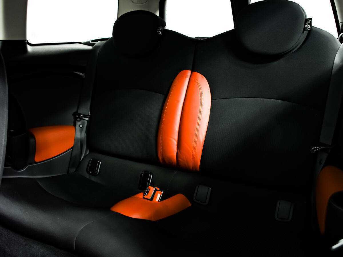 Mini Clubman Cooper S, 2012 Фото №12