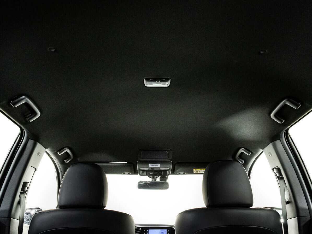 Mitsubishi Outlander, 2021 Фото №20