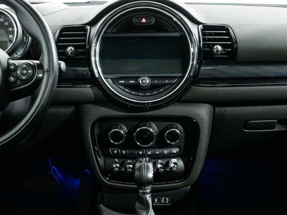 Mini Clubman Cooper, 2017 Фото №14