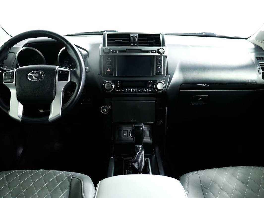Toyota Land Cruiser Prado, 2013 Фото №11