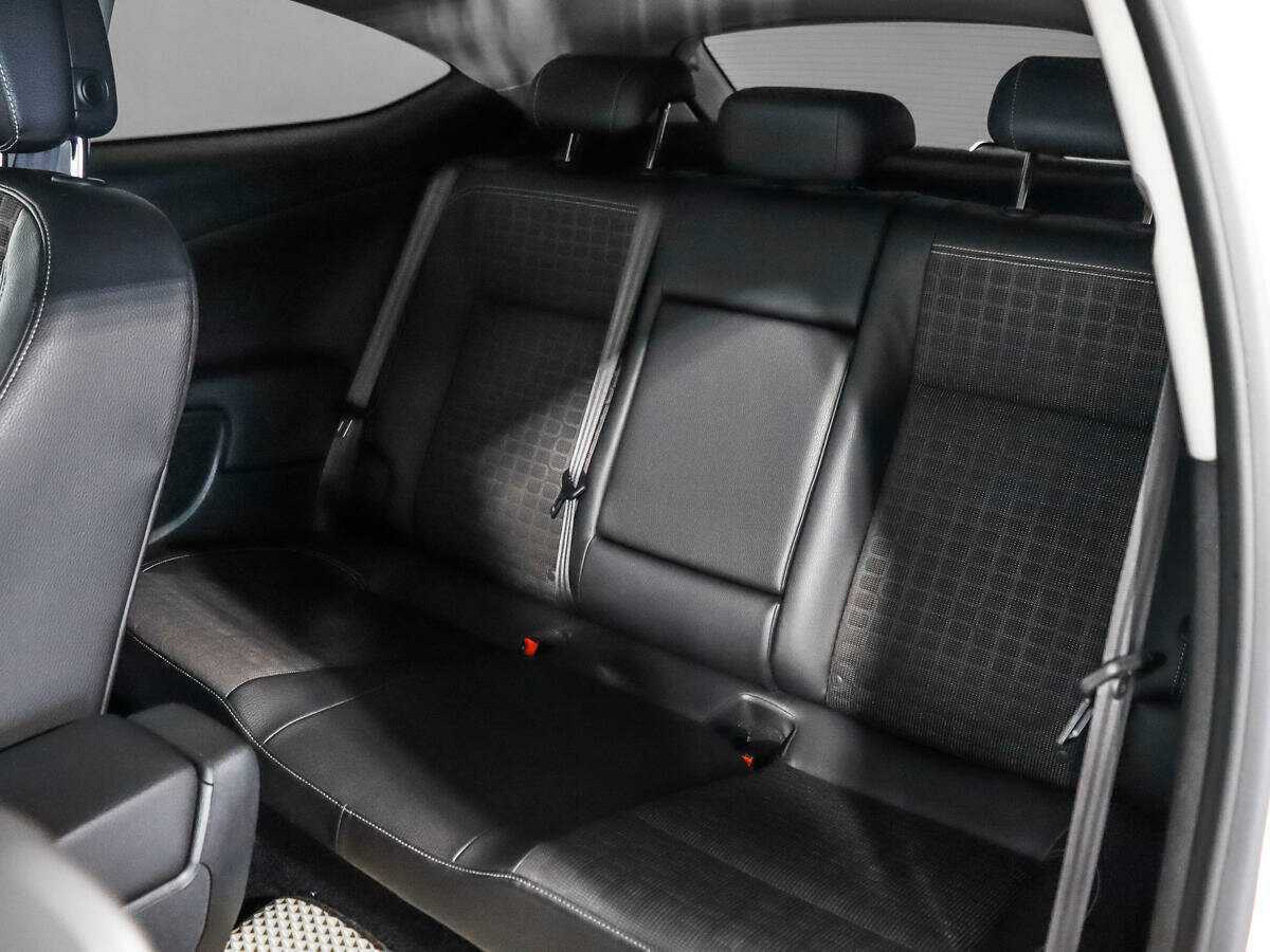 Opel Astra GTC, 2014 Фото №10